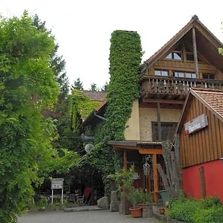Szálloda Alte Schreinerei-auberge Harlekin
